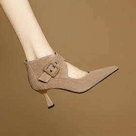 【预售5天】尖头细跟法式短靴女秋季新款镂空气质高跟靴子百搭配裙子女靴DB&M6601