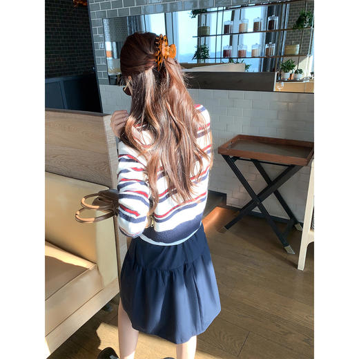 <曾小咸推荐>条纹毛衣开衫刺绣外套【预售款，预计3-15天发货】 商品图4