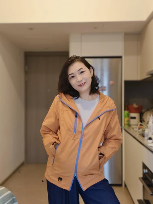 【高颜值冲锋衣】秋季男女款户外防风防水徒步登山进藏夹克外套硬壳冲锋运动夹克100% 商品图1