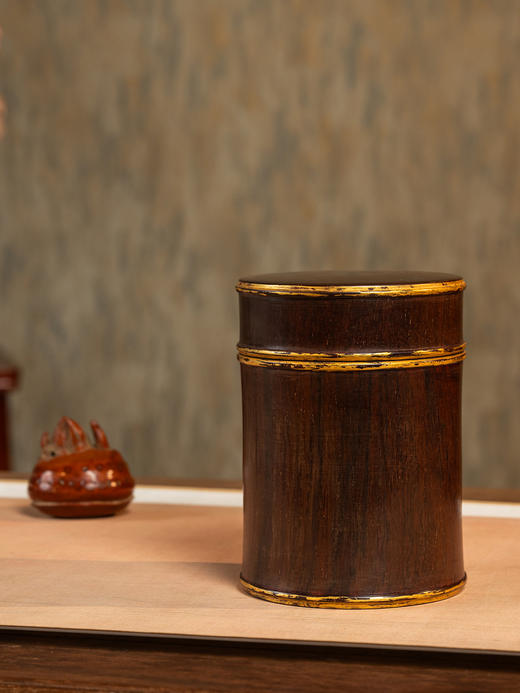 清	红木整挖金漆圆香筒 商品图2