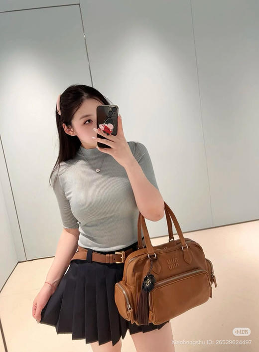 923-3 独家圆正 miu超弹力绢丝修身打底中袖衫 167/135穿40宽松合适 商品图6