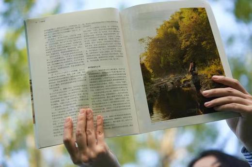 《三联生活周刊》2025年8月-2026年7月跨年刊预订（共52期）| 超值赠品：2本精选期刊+1本88元赠刊 商品图11