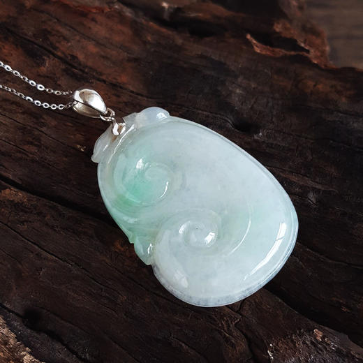 【天然正品】A货翡翠AU750白金镶天然细腻糯种飘绿如意（万事如意）翡翠吊坠项链链长：45CM（长度可调节）女士300825NJ09现售价：2880 商品图2