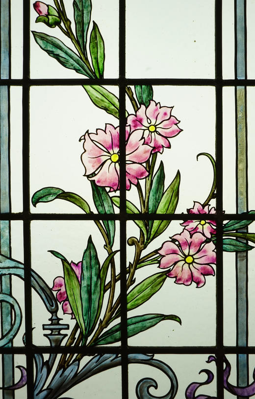 独角鹿西洋古董19世纪末20世纪初法国出品古典缎带卷叶与花卉主题彩绘玻璃花窗一对 商品图7
