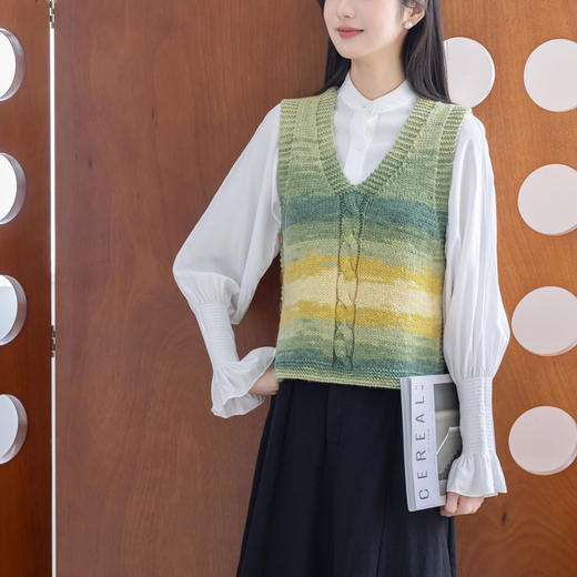 苏苏姐家织光麻花纽扣马甲手工diy棒针编织衣服羊毛线团材料包 商品图3