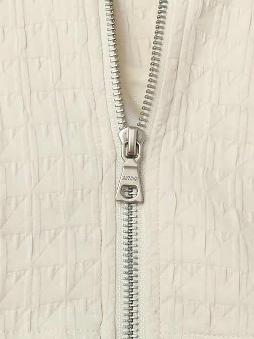 奶杏色连帽短外套女 春秋款宽松显瘦拉链上衣 肌理感休闲夹克 商品图3