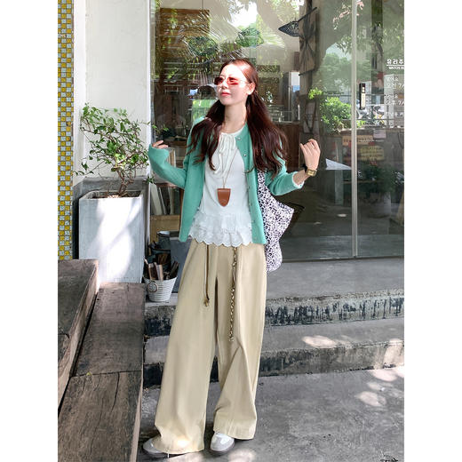 <曾小咸推荐>绿色针织衫休闲裤套装【预售款，预计3-15天发货】 商品图0