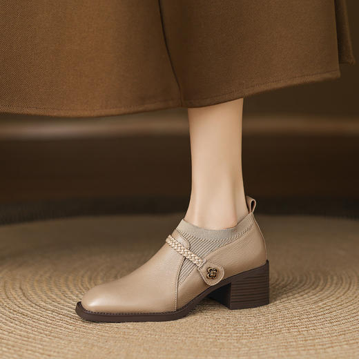 【预售5天】复古羊皮针织拼接深口单鞋女秋冬新款真皮一字带粗跟中跟小皮鞋女LD&7438 商品图1