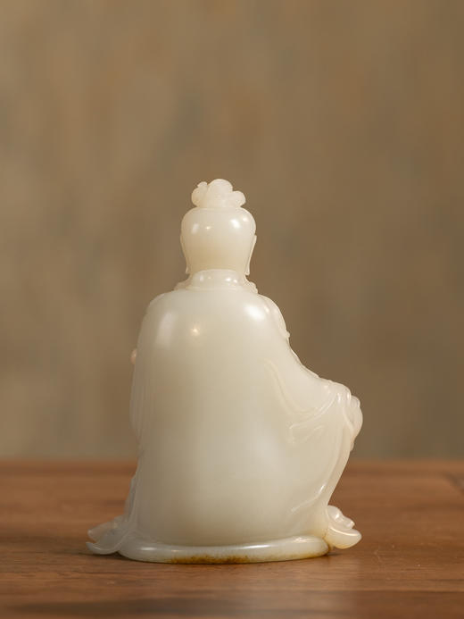 于泾大师作品和田玉雕如意自在观音像 商品图2