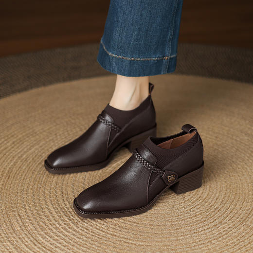 【预售5天】复古羊皮针织拼接深口单鞋女秋冬新款真皮一字带粗跟中跟小皮鞋女LD&7438 商品图4