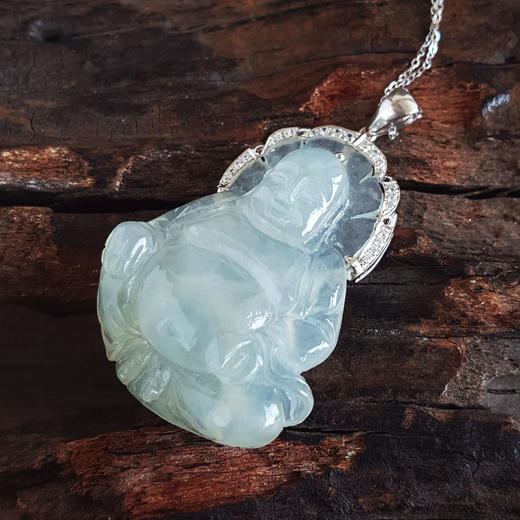 【天然正品】A货翡翠AU750白金镶天然糯冰种佛公造型翡翠（平安、吉祥）吊坠项链女士110925NJS15现售价：3980 商品图4