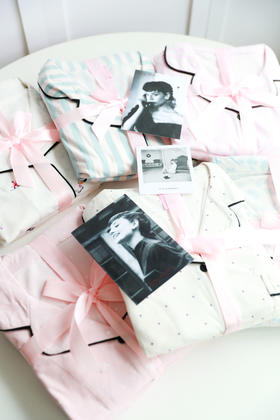 面料好舒适吖，上衣+裤子一起。性感纯欲可外穿家居服套装C092386