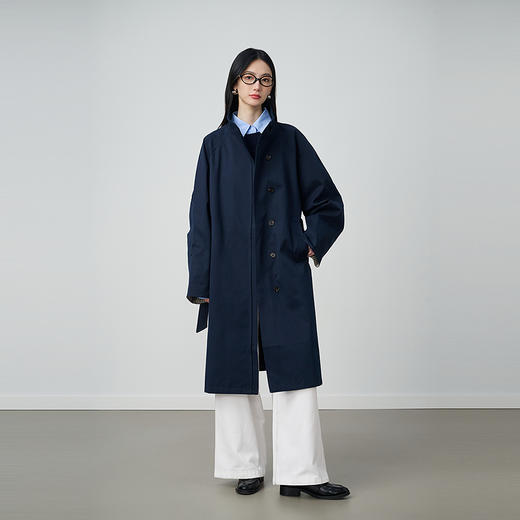 NEELLY纳俪商场同款秋冬新款条纹撞色休闲长风衣女时尚百搭外套N25094F05518 商品图3