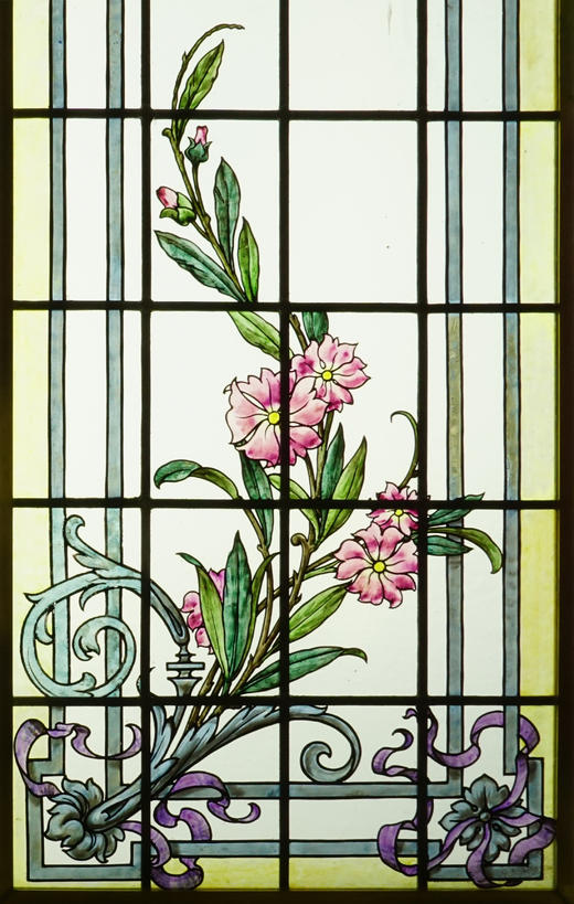 独角鹿西洋古董19世纪末20世纪初法国出品古典缎带卷叶与花卉主题彩绘玻璃花窗一对 商品图6