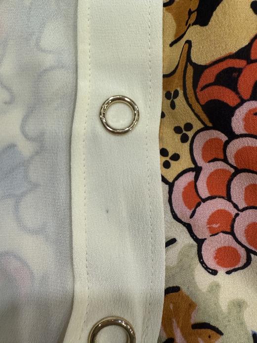 瑕疵 不退不换 BUR*E**Y/巴*莉 女士印花拼色丝绸翻领长袖衬衫 商品图3