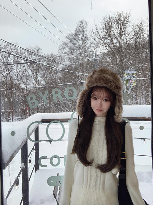 金蘑菇菇 圣诞情书 就要这一抹纯白/ 绞花毛衣 商品图6