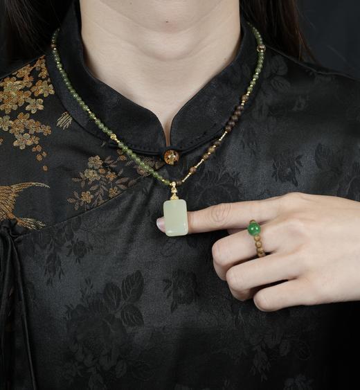 【会员专享】一鸣惊人碧玉水晶沉香手链 商品图4