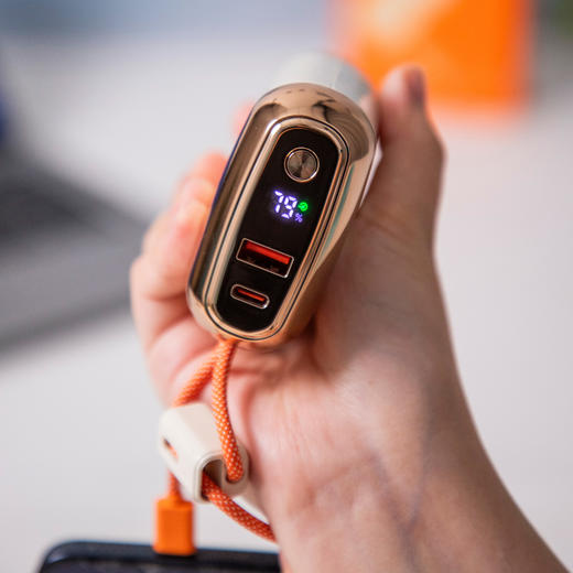 热卖！ 3C认证！幻响i-mu 轻奢便携充电宝 移动电源  自带双线 揣兜就走 大容量 超级快充 / 4合1快充数据线 商品图14