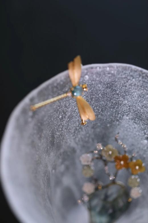 花瓶与蜻蜓 商品图3