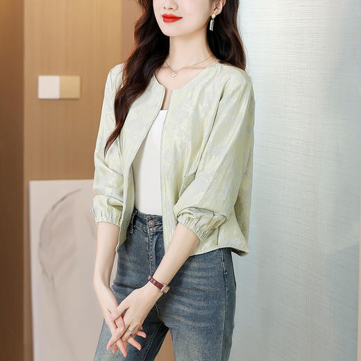 KQL时尚圆领提花拉链夹克外套女2025秋季新款休闲短款百搭棒球服外套 商品图2