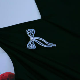 【甄珠贝】akoya海水珍珠胸针 几乎完美无暇 ji强光