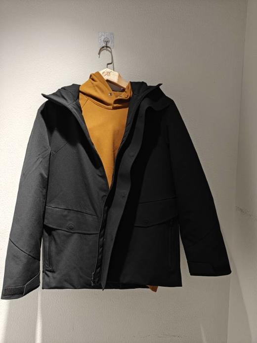 【云粉节】【95折】6楼卡特CAT秋冬款短款羽绒服黑色CO3DWW47051C09,吊牌价1998，现价1898 商品图0