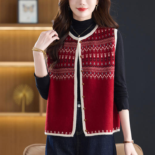 CC条纹提花毛衣马甲外套春秋时髦洋气针织坎肩开衫外搭马夹背心短款 商品图3