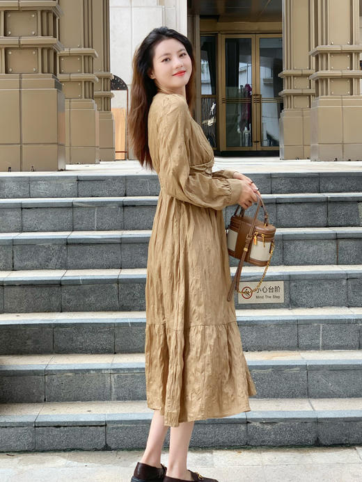 【百图lulu定制】【长公主连衣裙】V领 收腰 宫廷风 长袖连衣裙 商品图10