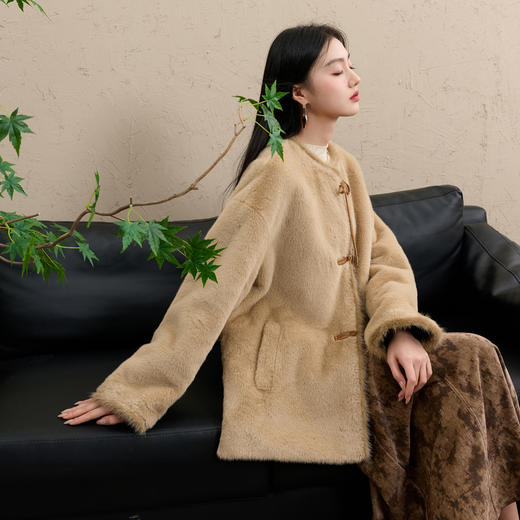 三彩懒人皮草【暮山听雪】2025冬季新款仿水貂毛两面穿毛毛外套C 商品图2
