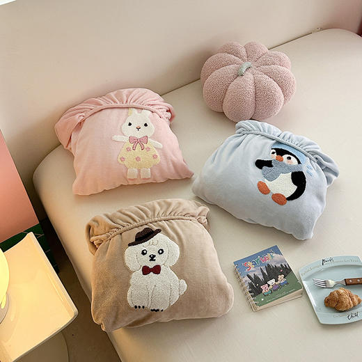 高克重异型牛奶绒绣花卡通四件套 抗静电蓄热保暖牛奶绒套件 商品图12