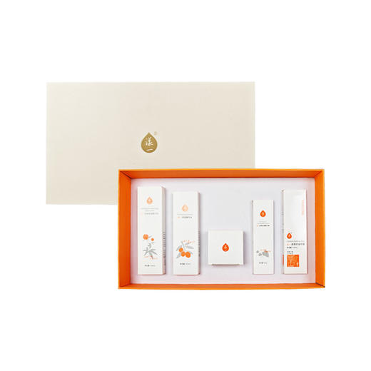 漾一保湿5件套装礼盒（精华水+乳液+面霜+精华液+保湿喷雾） 商品图3