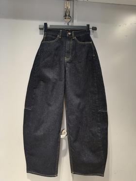 CKJ     女     牛仔裤  47D701GYXW