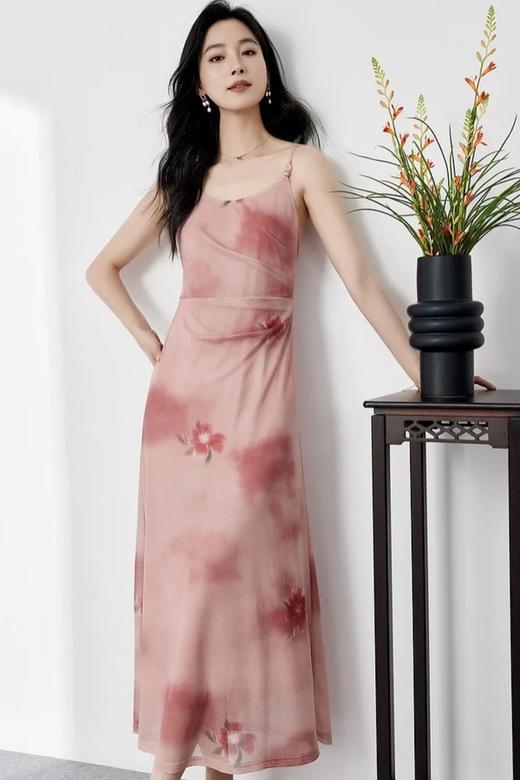 OUNIXUE/欧昵雪 粉色浪漫优雅吊带连衣裙 21188 商品图12