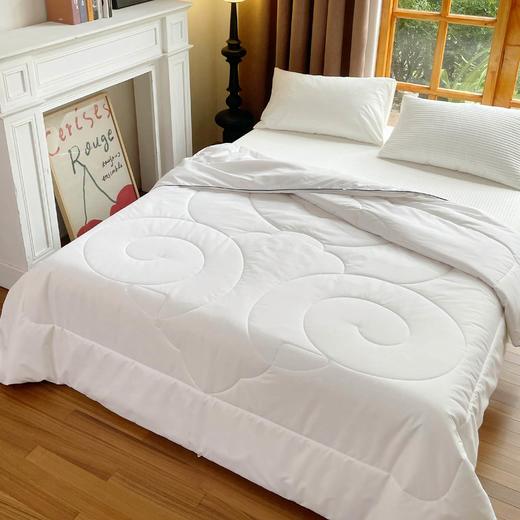 【麦上MAYSEA七星级澳洲进口羊毛被】澳洲进口羊毛 100%绵羊毛填充 蓬松柔软不压身 碳化处理工艺 面料顺滑柔软 商品图0