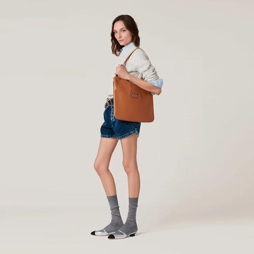 Miu Miu 女士皮革刻字徽标 IVY 皮革单肩包 棕色 5BG231 2CRW F0046 VMLN 商品图3