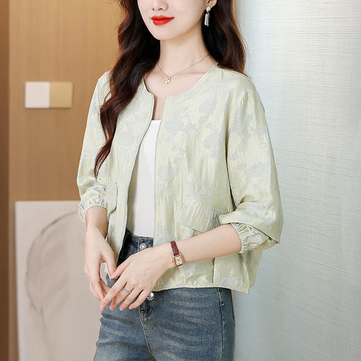 KQL时尚圆领提花拉链夹克外套女2025秋季新款休闲短款百搭棒球服外套 商品图1