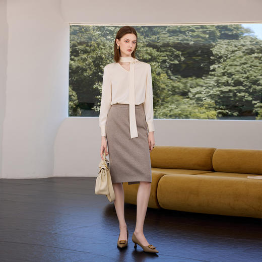 IWY/气质百搭系带衬衫女高级感简约衬衣套裙时尚职业套装工作服B571+S2495 商品图1