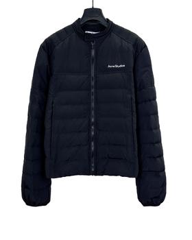 男款绗缝刺绣轻薄羽绒服001