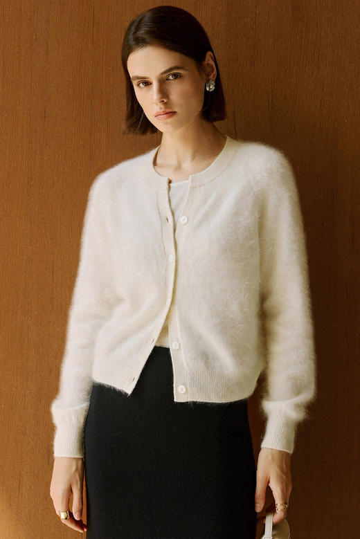 新增开衫、马甲~主打毛衣界的“皮草”拉毛2.0升级版！【岛精无缝一体工艺】 🔺95.7%澳洲塔斯马尼亚羊毛+4.3%山羊绒的黄金配比✨全球顶级毛料之一 商品图12