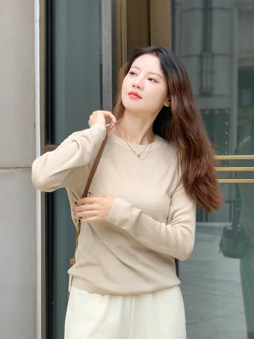 【百图lulu定制】【省心羊毛衫】可机洗  桑蚕丝羊毛混纺 圆领长袖 针织衫 商品图5