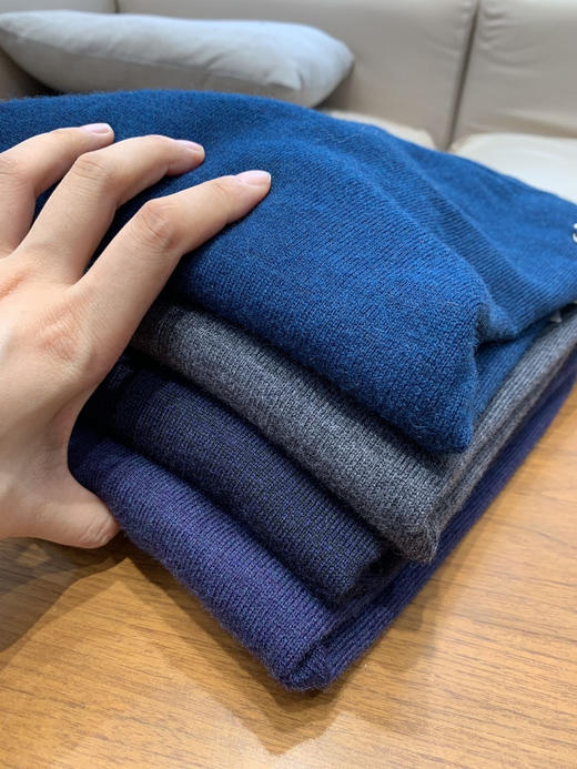 🔥衣柜必备❗️【意大利Marland男士圆领罗纹针织衫】外穿有型、内搭显贵！男士正肩打底衫，低调简约，简洁又大气  ✅亲测款，保暖性强、包裹性绝！⚠️有它保暖又不臃肿 商品图12