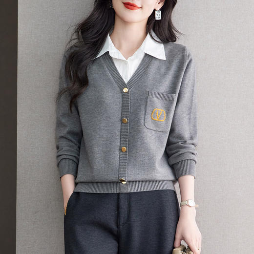 CC衬衫领假两件女针织衫2025年春秋时尚拼色短款毛衣打底衫长袖上衣 商品图0