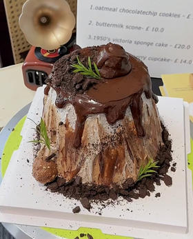 【新品尝鲜】比富士山好吃的巧克力小山蛋糕