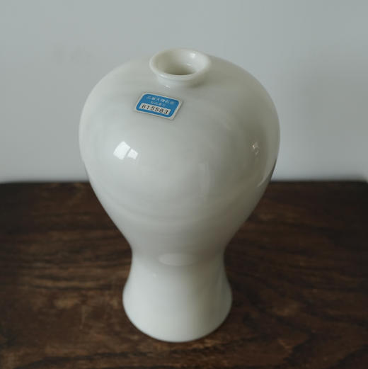 朝鲜创汇时期高丽天然白玉大理石整挖梅瓶花瓶 商品图2