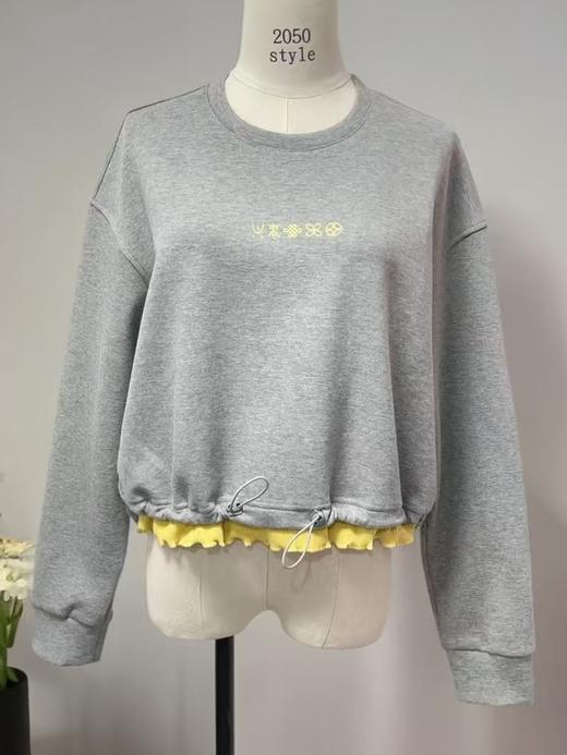 12.12错过没有！清货不退【秋上新】W84刺绣抽绳小花苞内里薄绒撞色卫衣-喜出 商品图5