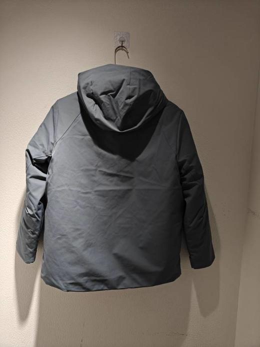 【云粉节】【95折】6楼卡特CAT秋冬款短款羽绒服湖蓝色CO3DWW47051C81,吊牌价1998，现价1898 商品图1