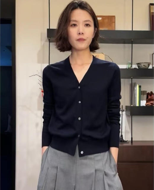 之禾同款老钱感V领针织开衫09102 商品图0