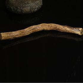 BC.BOE9.23-5  泰国(树心油结香原料) ，81.61g