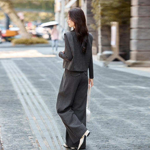 HR YKSL792款立领打底衫+马甲+长裤气质职业套装套裤 商品图3