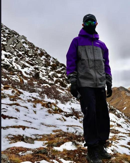 福利 冲锋！！只有240件！独家订单 可以只发得物的品质！Patagonia巴塔防水透气飞钓高端系列冲锋衣 商品图1